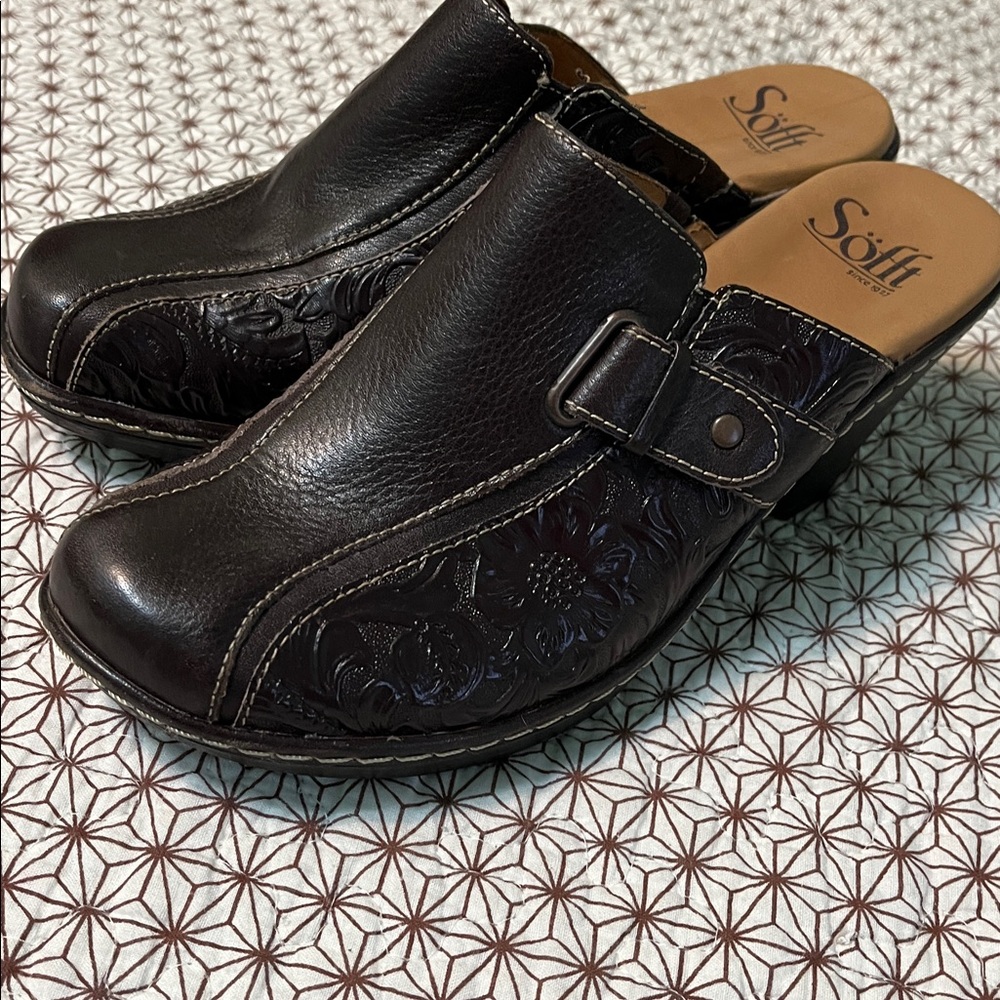 Gorgeous leather SOFFT Clogs size 7M - Picture 2 of 10